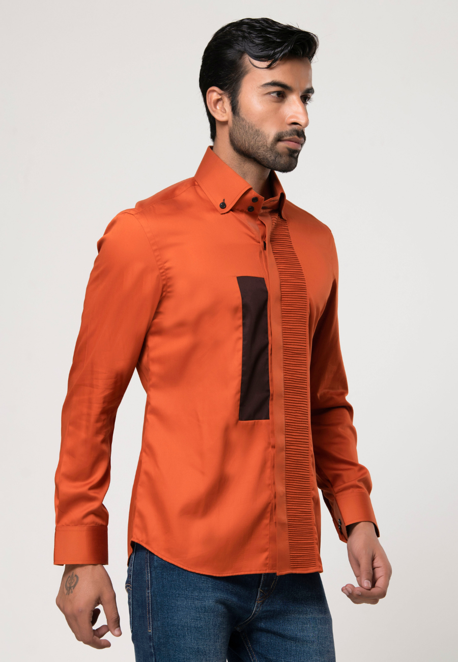 orange shirt